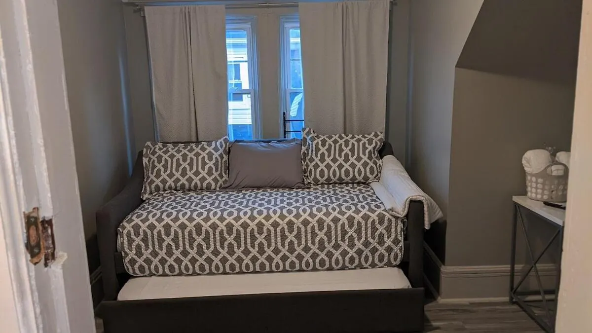 Holiday home The Grand Parkway Is A Unique Getaway With Charm! Villa East Orange
